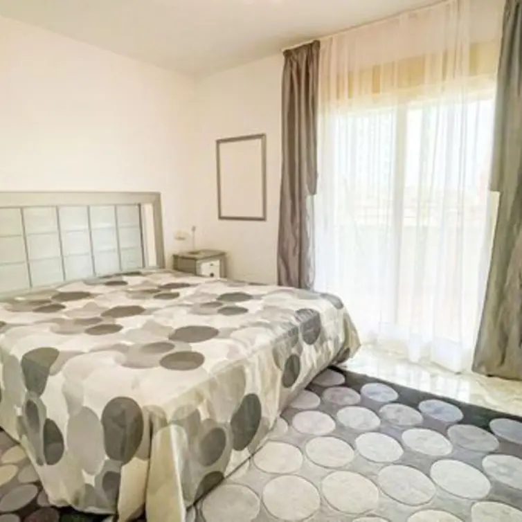 Sale of middle floor apartment in Mijas Costa