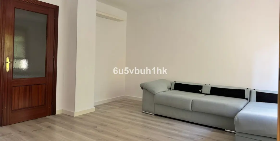 Продажа апартаментов на первом этаже в Malaga - Carretera de Cadiz 8