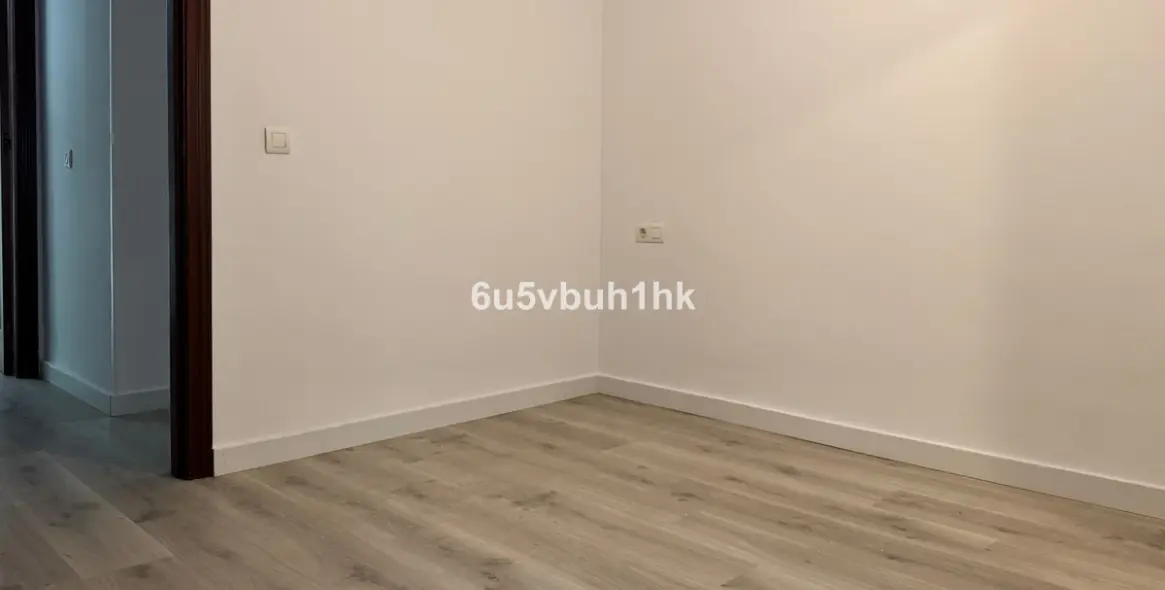 Продажа апартаментов на первом этаже в Malaga - Carretera de Cadiz 30