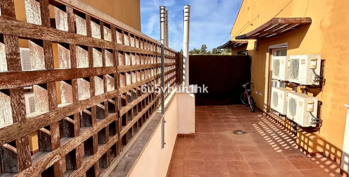 Sale of townhouse in Mijas Costa 13