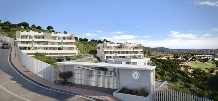 Sale of middle floor apartment in La Cala Golf 3