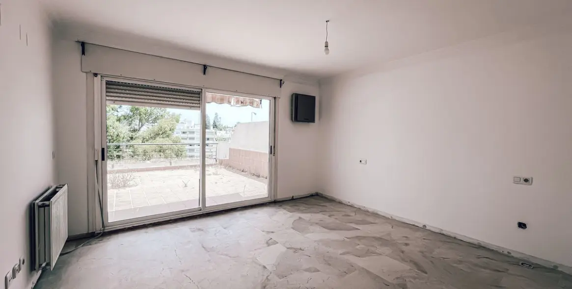 Sale of penthouse in Guadalmina Alta 5