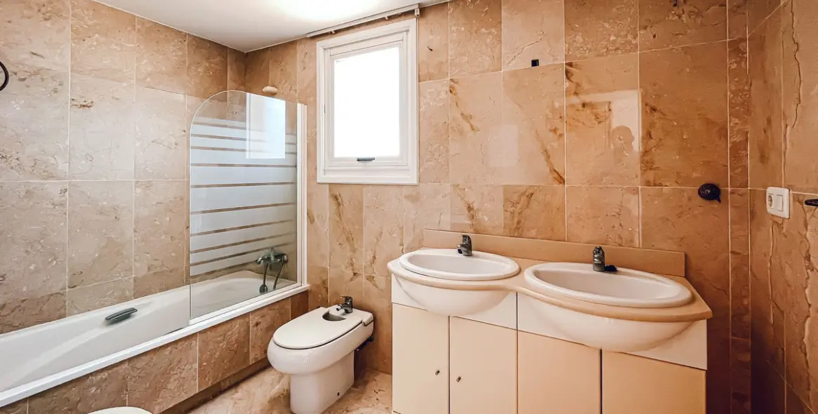 Sale of penthouse in Guadalmina Alta 20