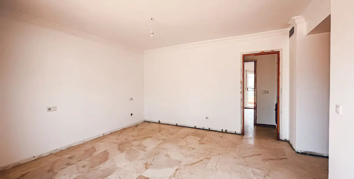 Sale of penthouse in Guadalmina Alta 21