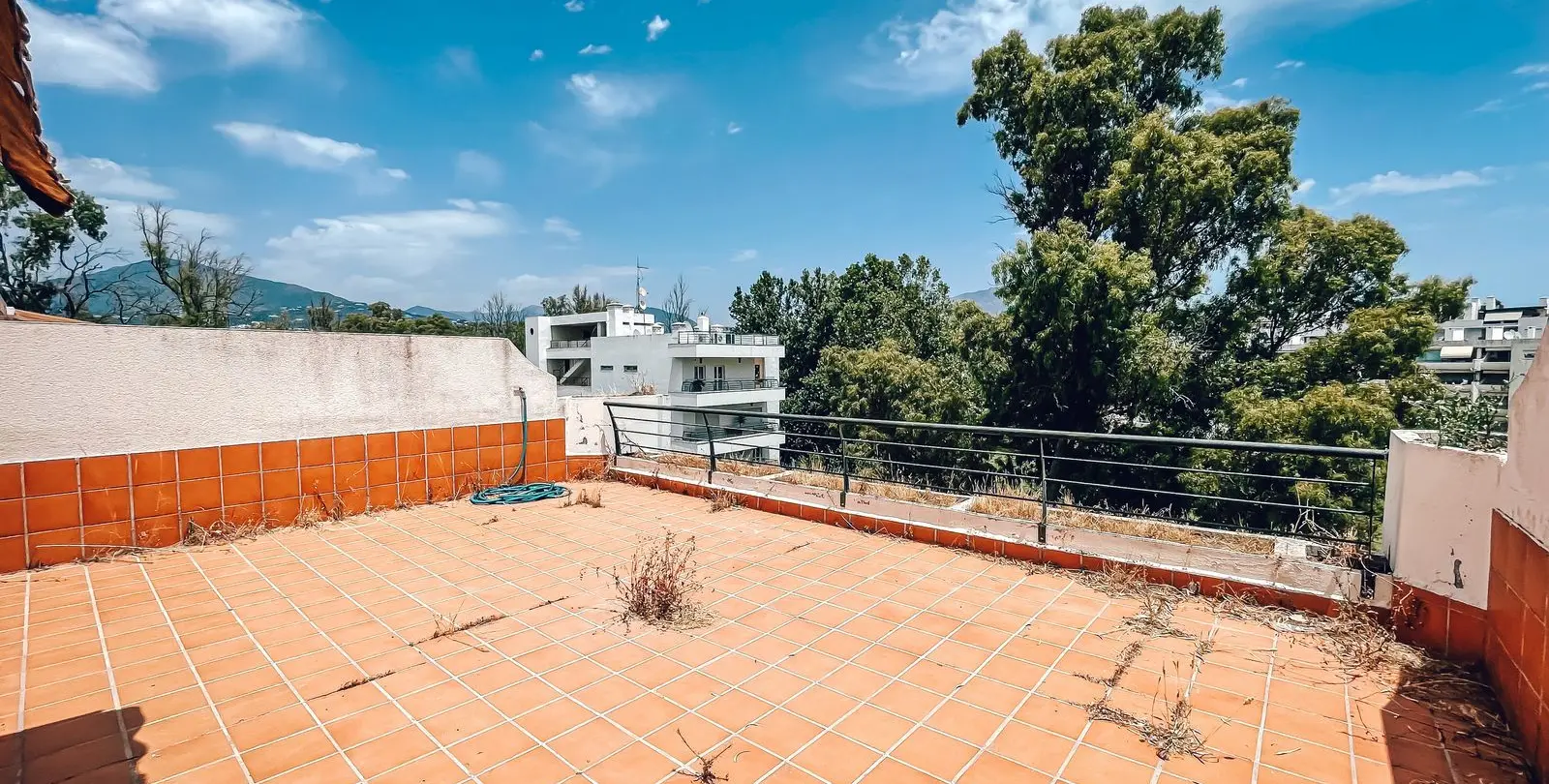 Sale of penthouse in Guadalmina Alta 4
