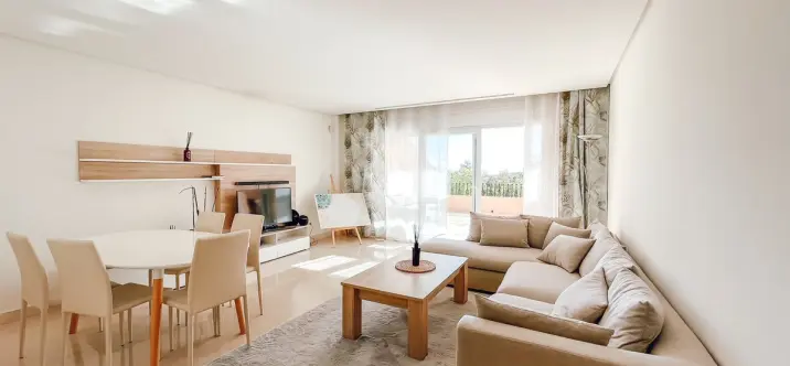 Sale of middle floor apartment in Marbella 4