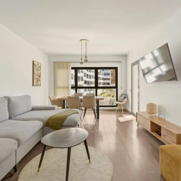 Sale of penthouse in Estepona