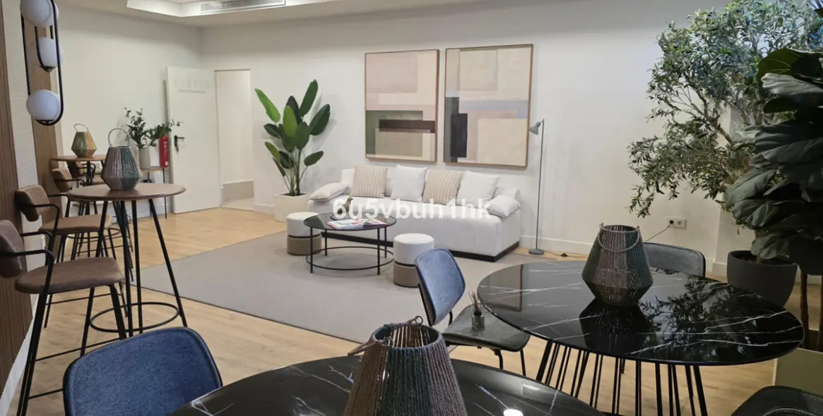 Продажа апартаментов на первом этаже в El Higueron 21