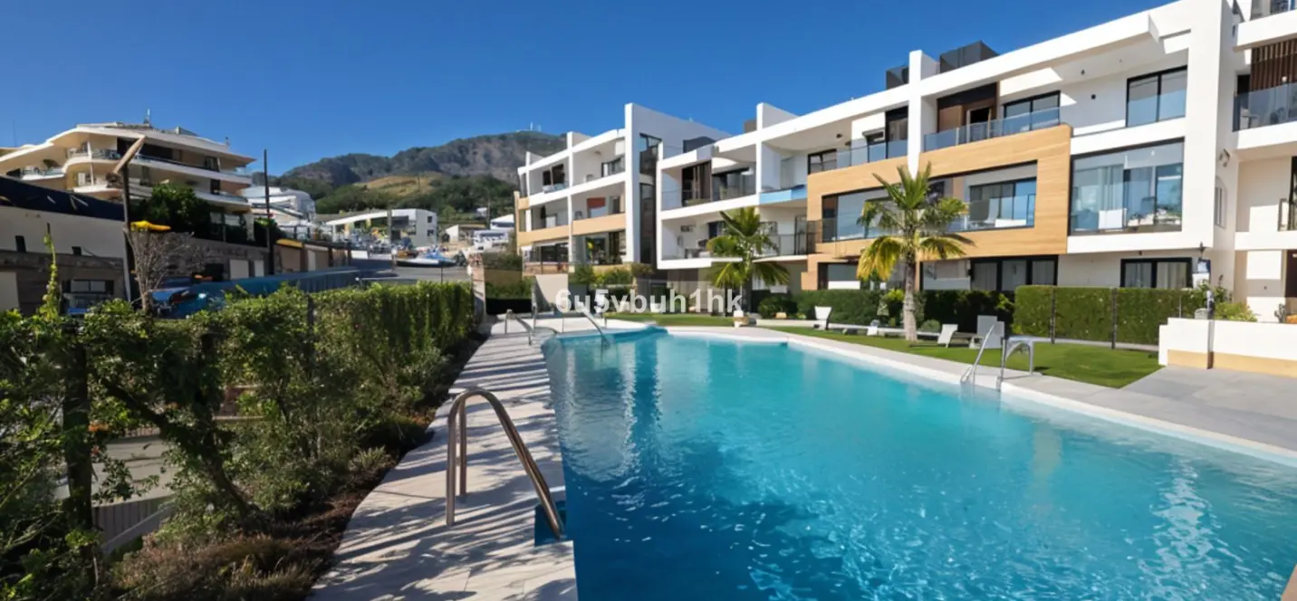 Sale of ground floor apartment in Fuengirola 0