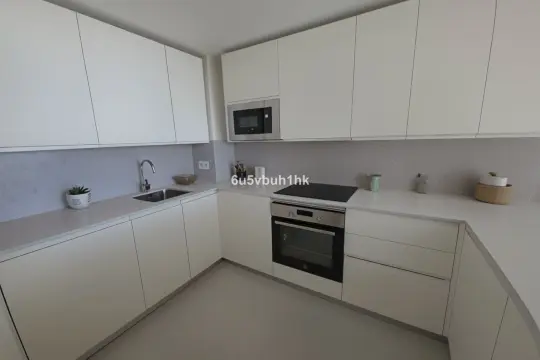 Image 6 thumb