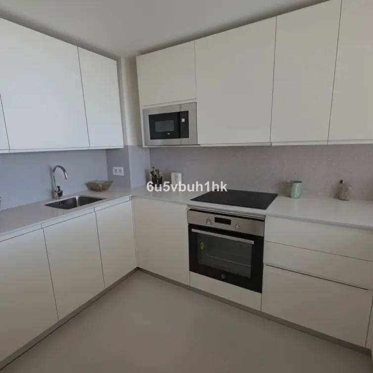Sale of ground floor apartment in Fuengirola