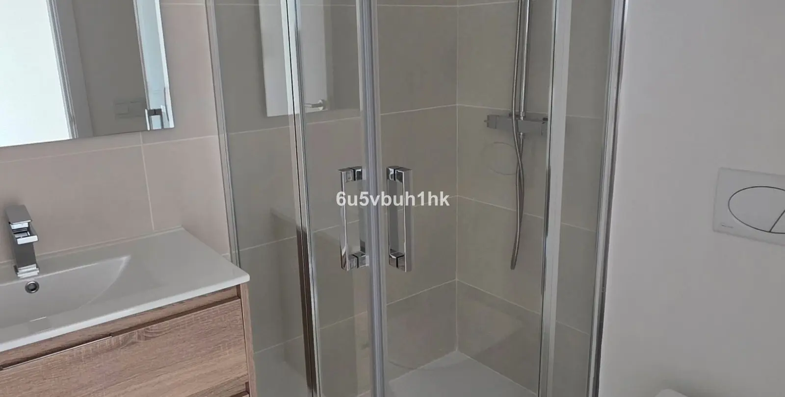 Sale of ground floor apartment in Fuengirola 12