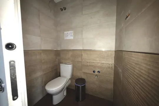 Image 5 thumb