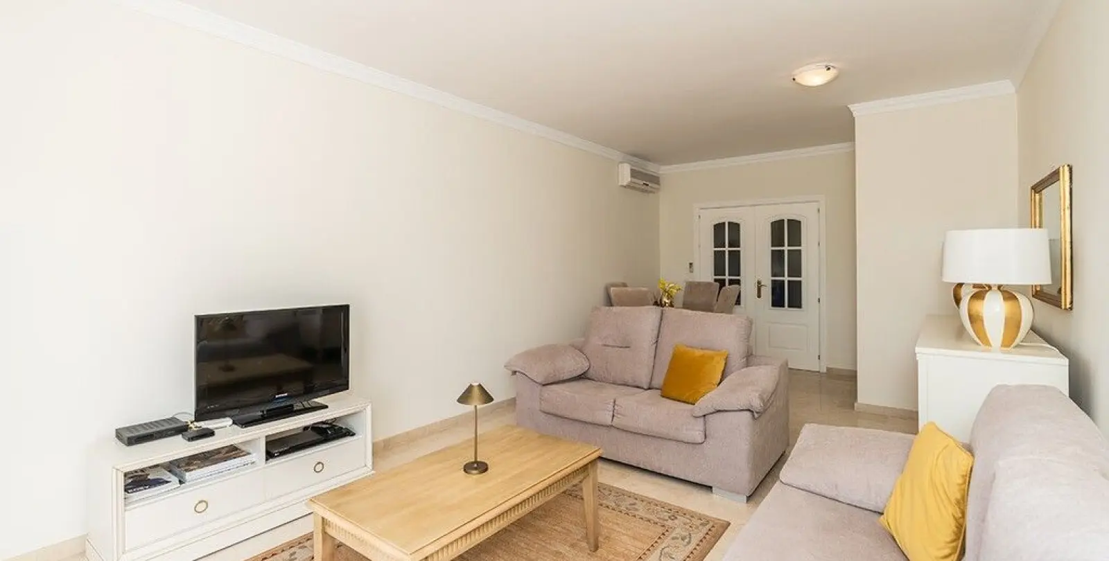 Venta de apartamento en planta media en Marbella 5