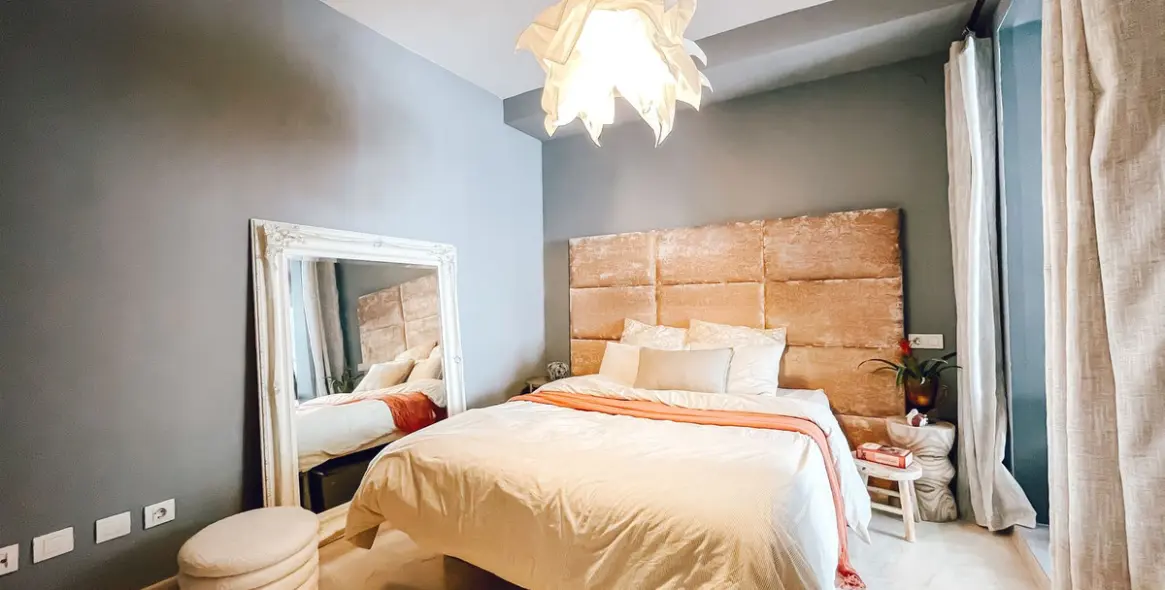 Venta de apartamento en planta baja en Puerto Banús 3