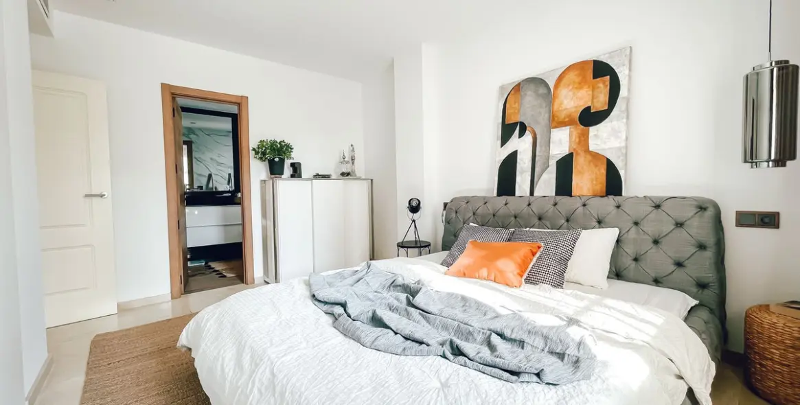 Venta de apartamento en planta baja en Puerto Banús 4