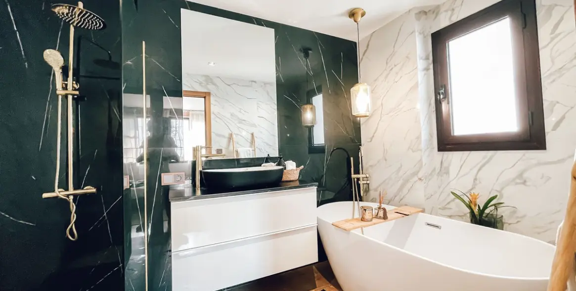 Venta de apartamento en planta baja en Puerto Banús 5