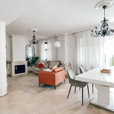 Venta de apartamento en planta baja en Puerto Banús