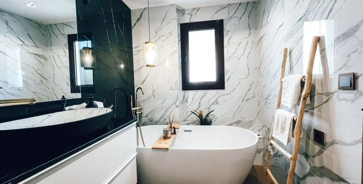 Venta de apartamento en planta baja en Puerto Banús 13