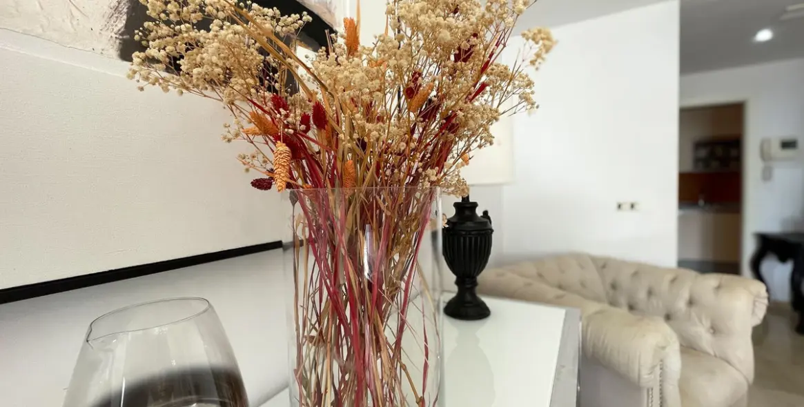 Venta de apartamento en planta baja en Puerto Banús 20