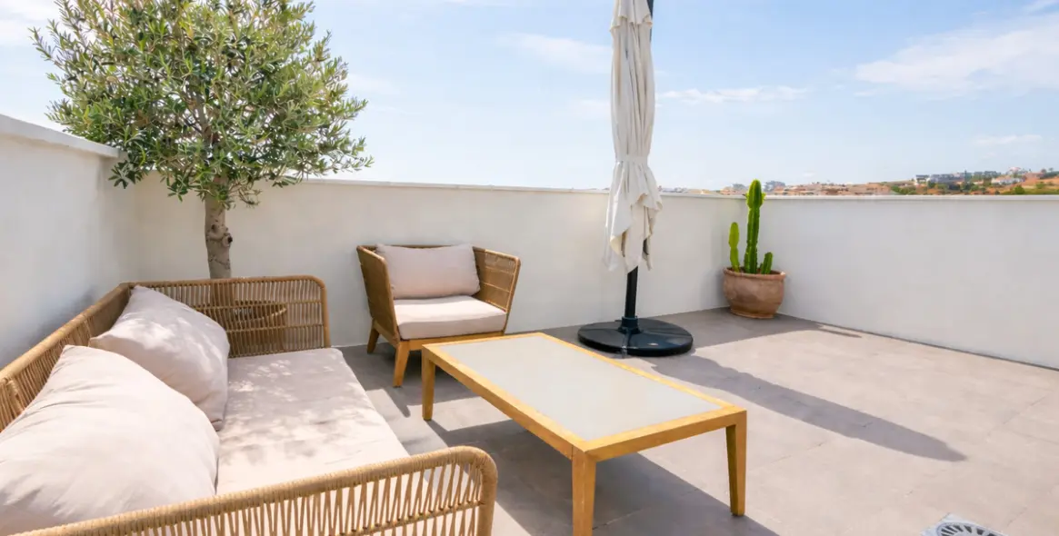 Продажа пентхауса в Estepona 17