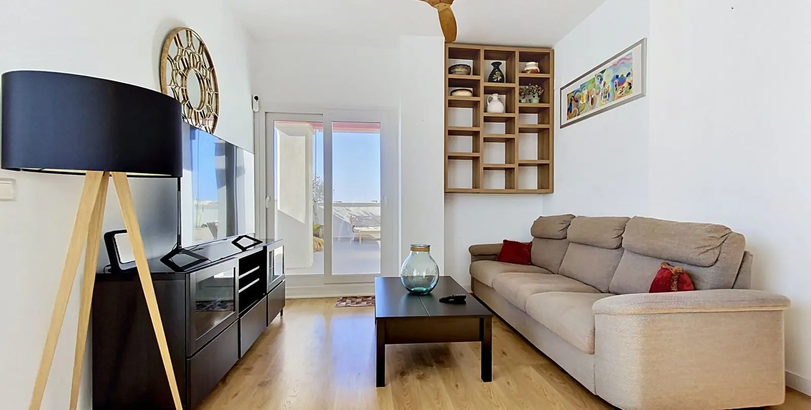 Sale of penthouse in Estepona 8