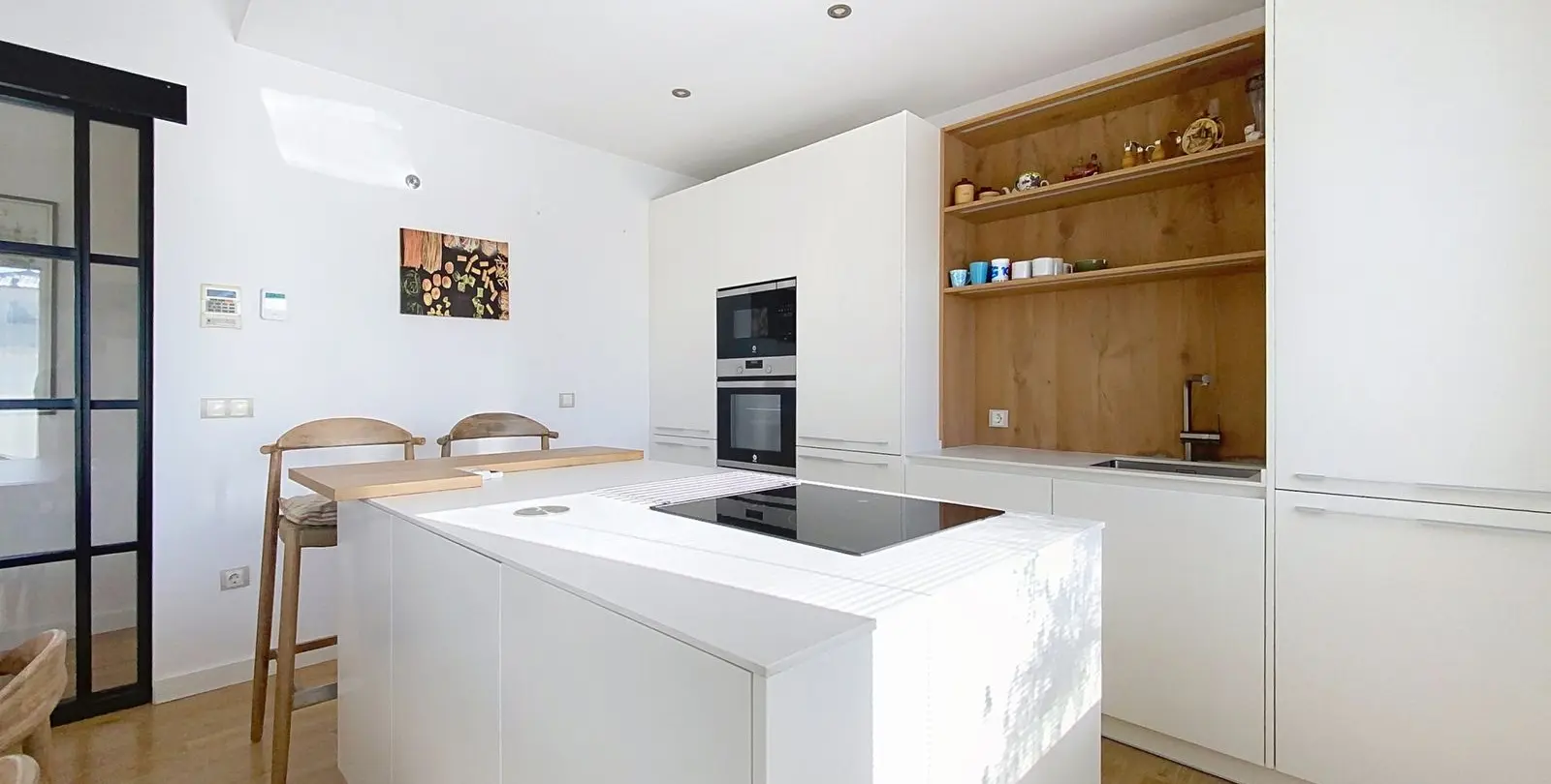 Sale of penthouse in Estepona 14