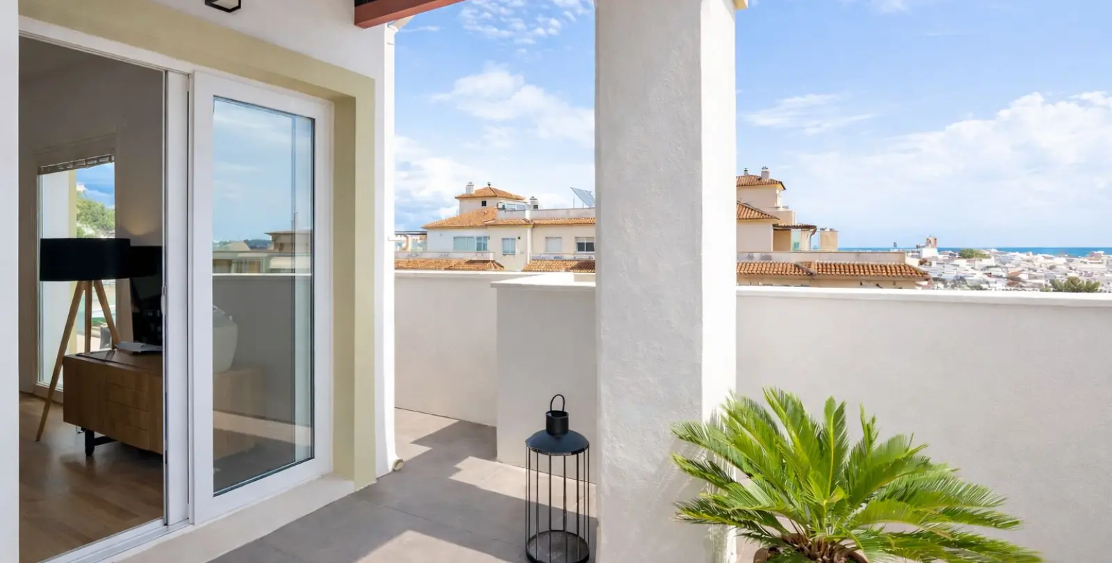 Sale of penthouse in Estepona 20