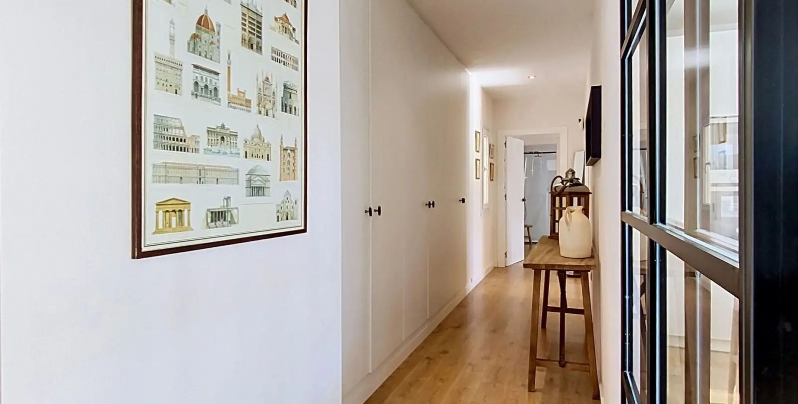 Sale of penthouse in Estepona 32