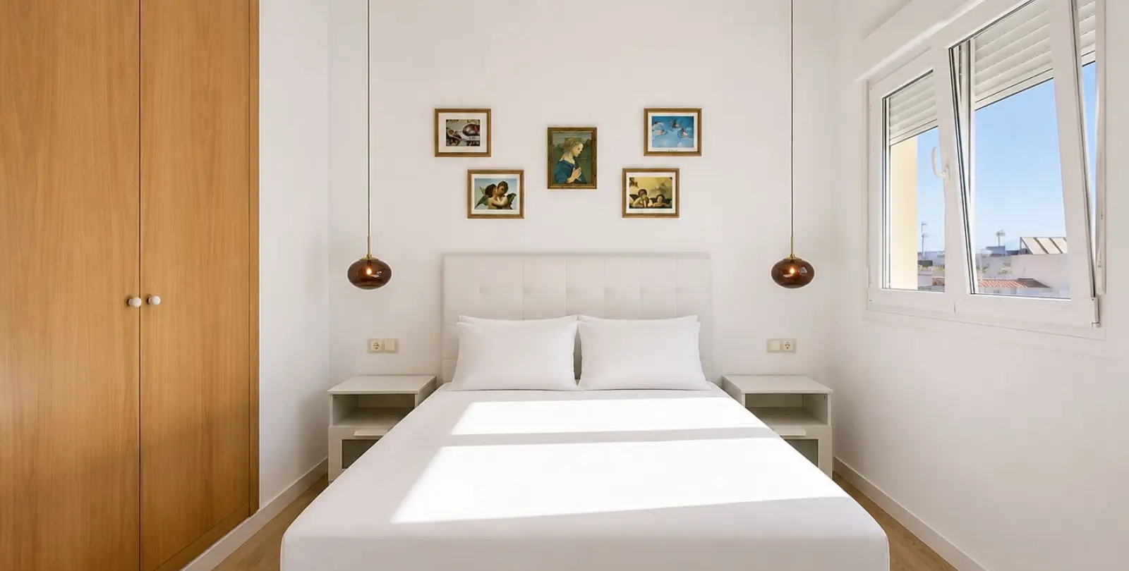 Sale of penthouse in Estepona 34