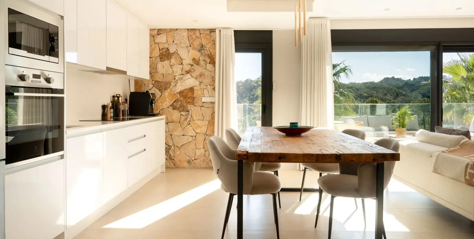 Sale of penthouse duplex in Selwo 8