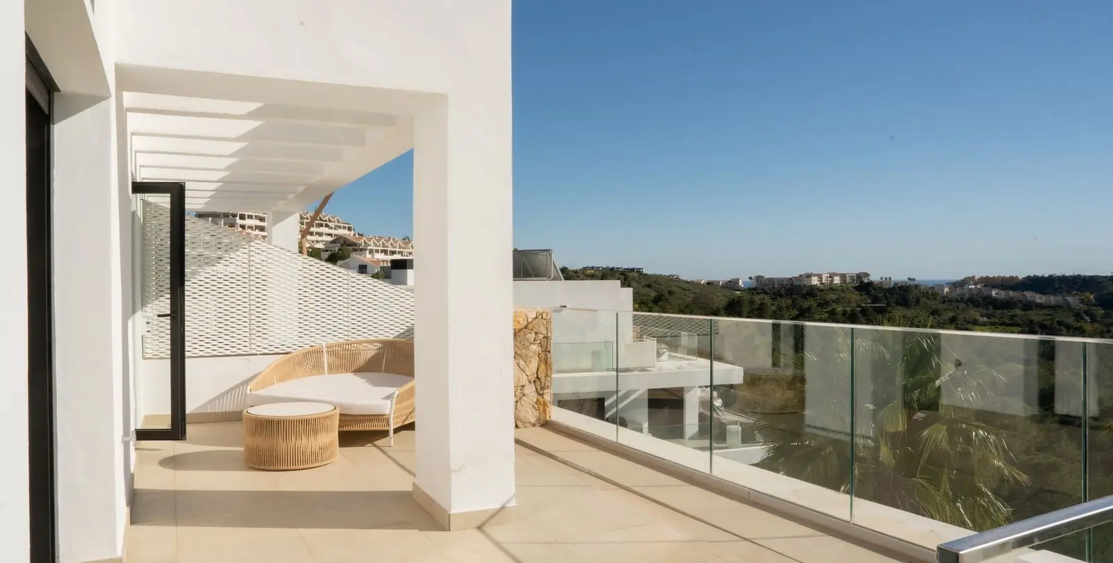 Sale of penthouse duplex in Selwo 21