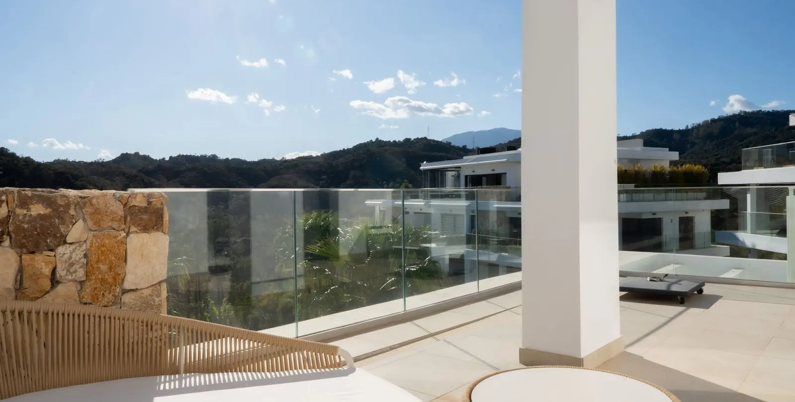 Sale of penthouse duplex in Selwo 30