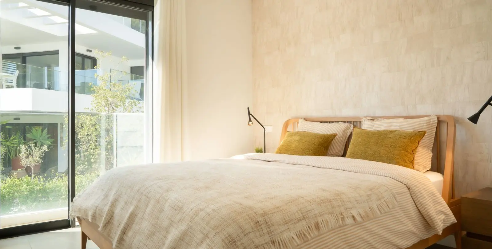 Sale of penthouse duplex in Selwo 35