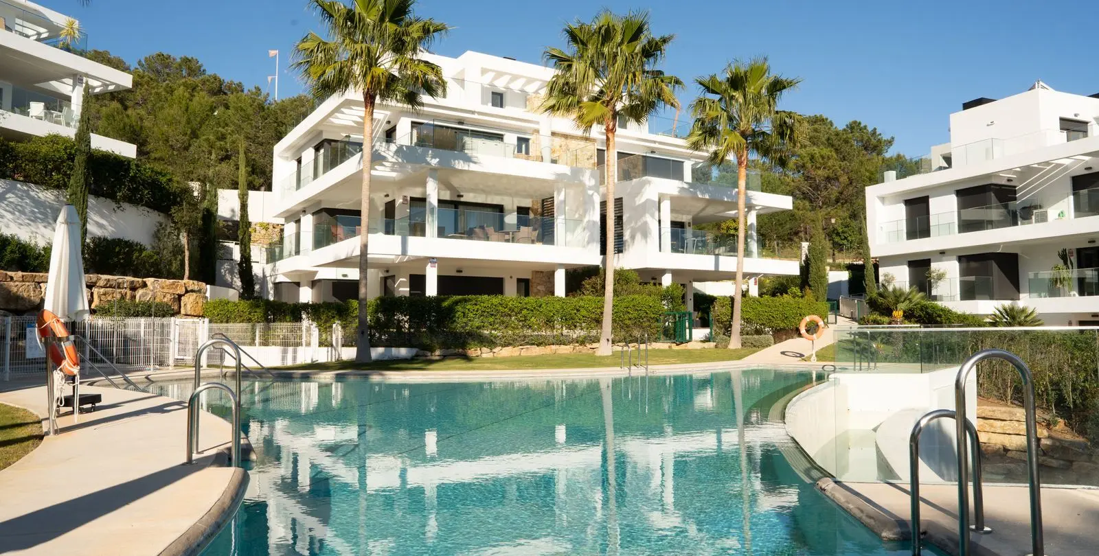 Sale of penthouse duplex in Selwo 48