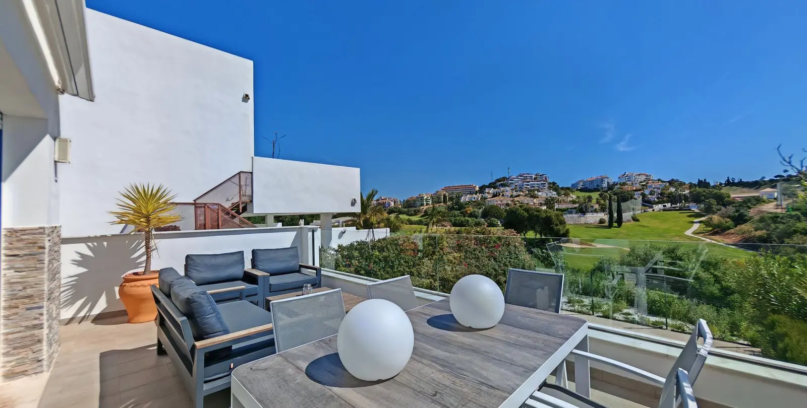 Продажа дома на две семьи в Riviera del Sol 6