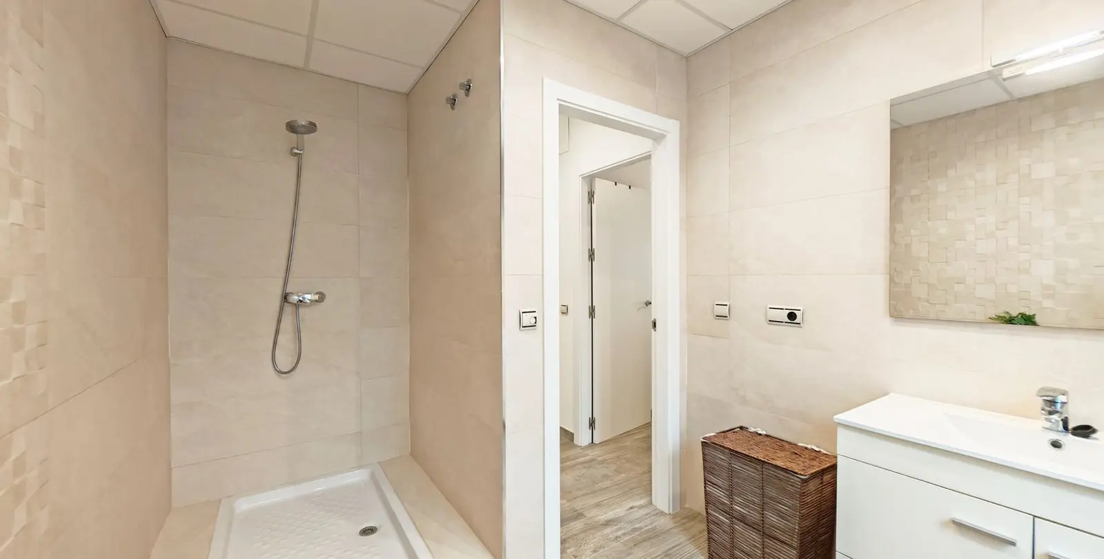 Продажа дома на две семьи в Riviera del Sol 26