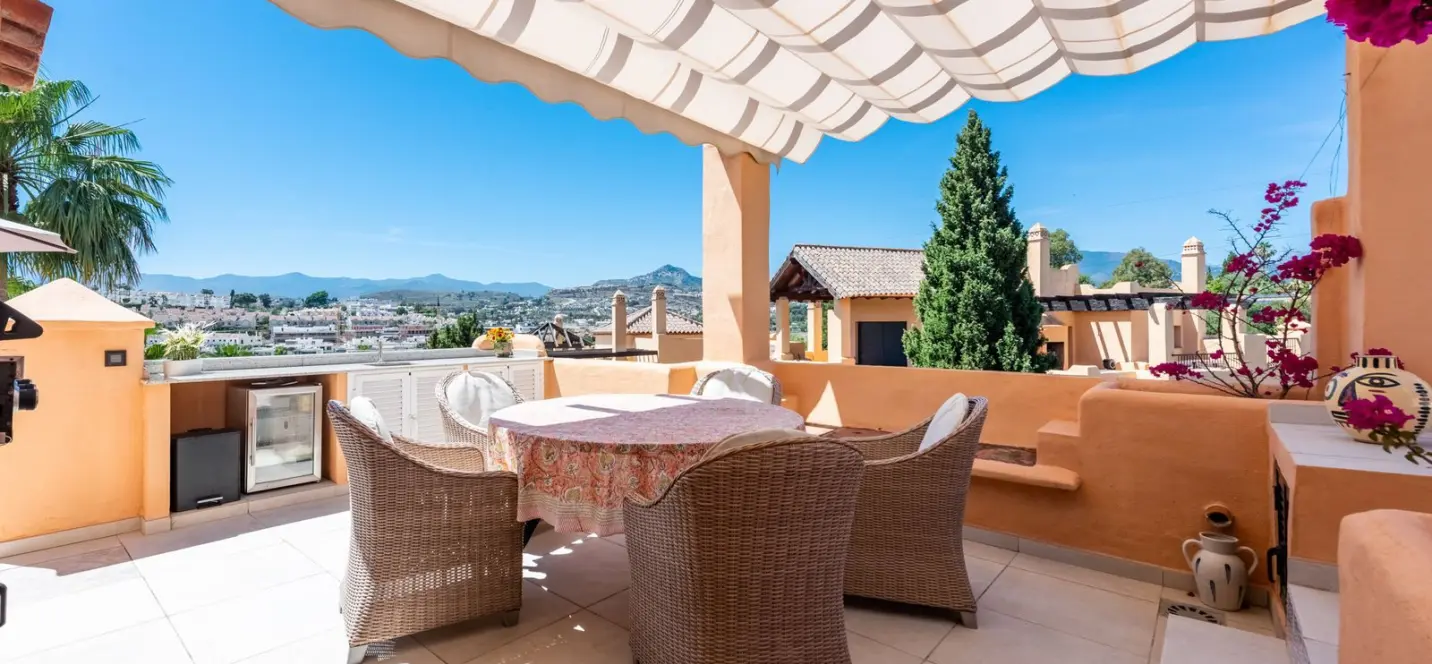 Sale of penthouse duplex in Atalaya 0