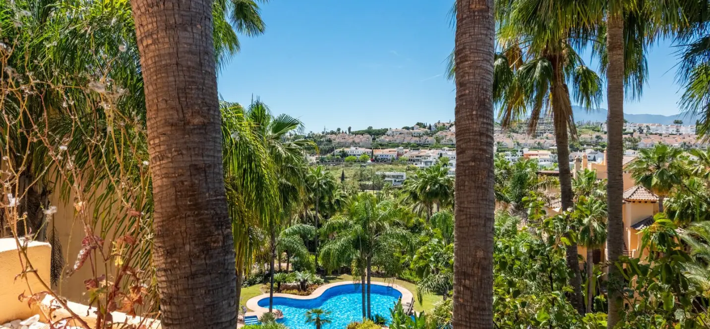 Sale of penthouse duplex in Atalaya 1