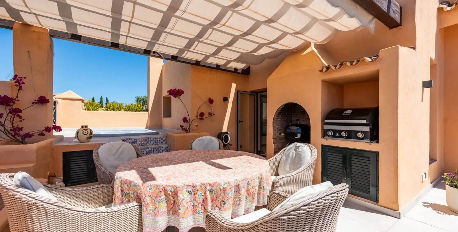 Sale of penthouse duplex in Atalaya 3