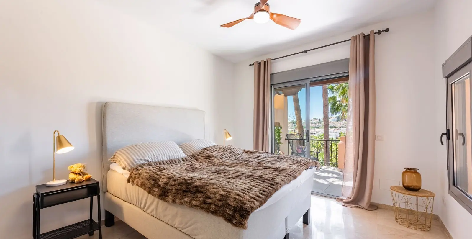 Sale of penthouse duplex in Atalaya 19