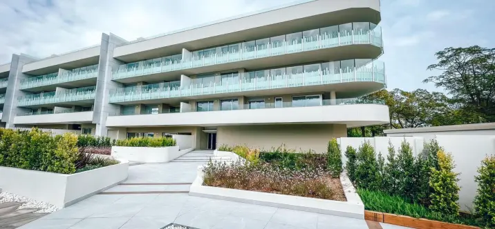 Sale of middle floor apartment in San Pedro de Alcántara 1