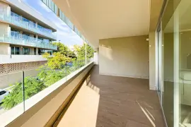 Image 7 thumb