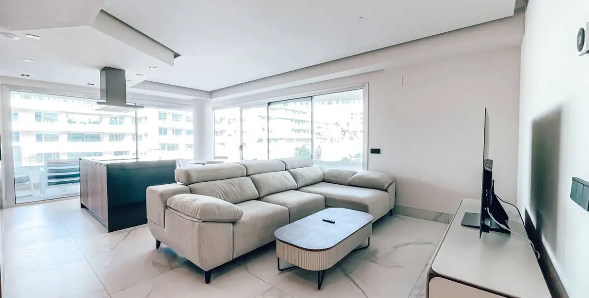 Sale of middle floor apartment in San Pedro de Alcántara 9