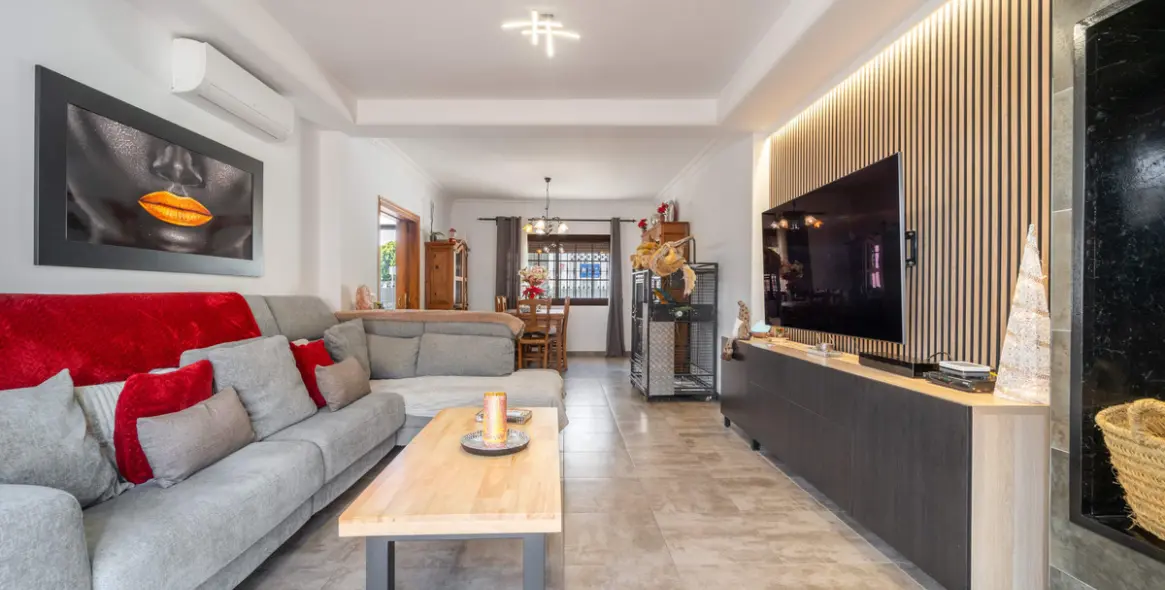 Venta de casa pareada en Estepona 2