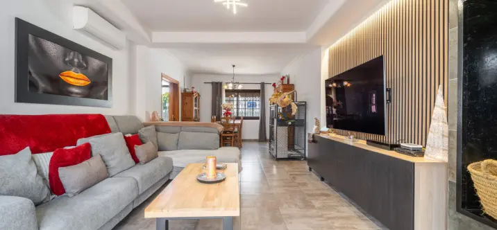 Venta de casa pareada en Estepona 1