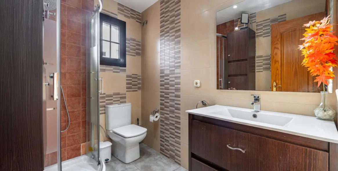 Venta de casa pareada en Estepona 28