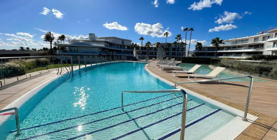 Продажа апартаментов на первом этаже в Estepona 33