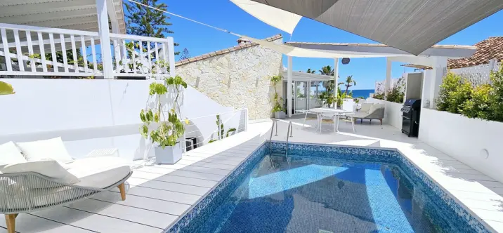 Venta de villa independiente en Estepona 2