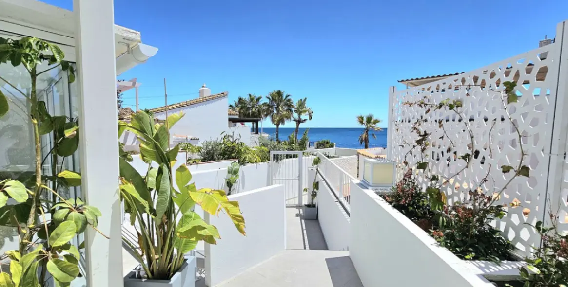 Venta de villa independiente en Estepona 7